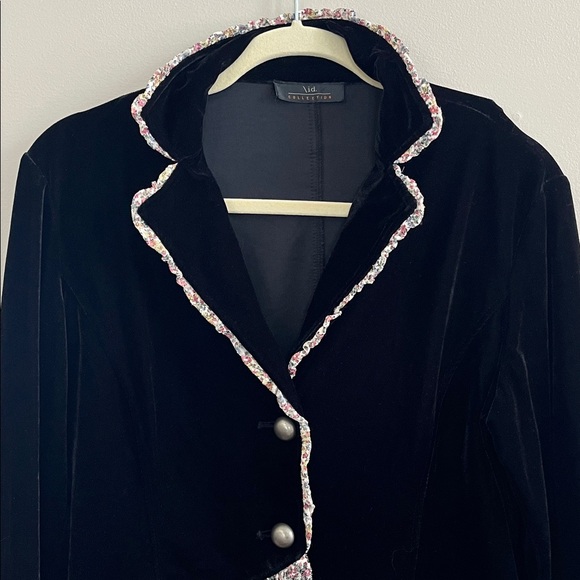 \id Collection black velvet blazer size medium - Picture 3 of 16